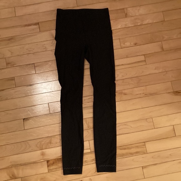 Luluemon running legging - Picture 3 of 4